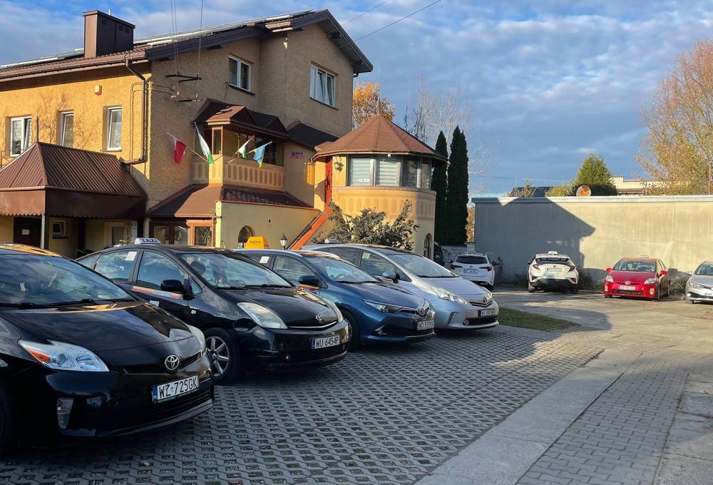 Працюєш у Польщі? Потрібне нормальне житло — без хаосу й переплат?